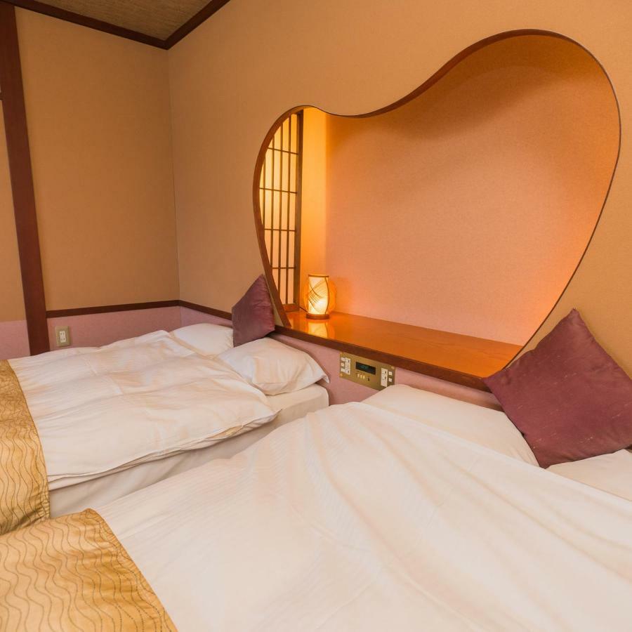 Aburaya Tousen Hotel Yamanouchi  Bagian luar foto