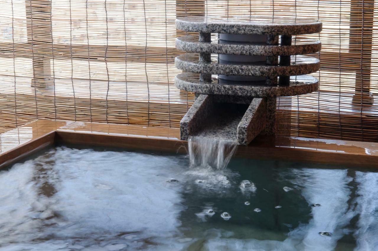 Aburaya Tousen Hotel Yamanouchi  Bagian luar foto