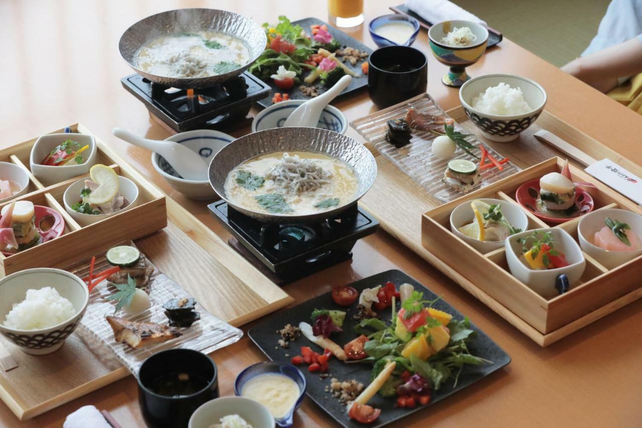 Aburaya Tousen Hotel Yamanouchi  Bagian luar foto